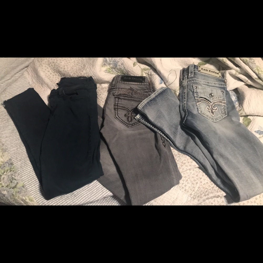 Rocks and flying monkey